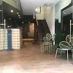 Hotell Hotelo Ainay